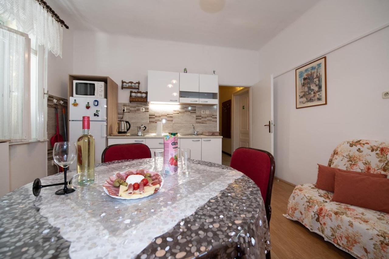 דירות אופטיה Apartman Paun מראה חיצוני תמונה